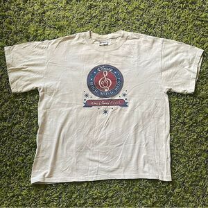VINTAGE DISNEY WORLD TSHIRT 90S